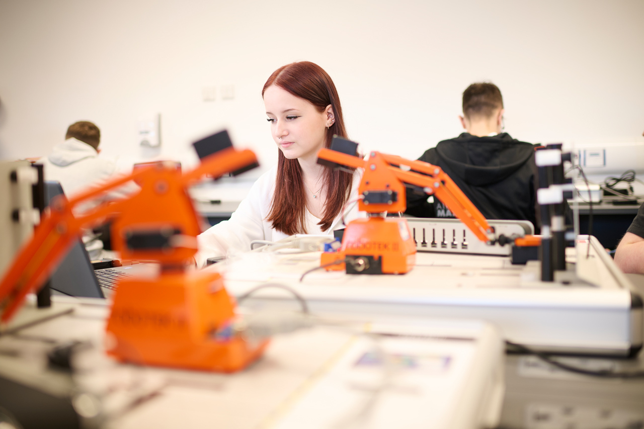 Engineering Manu Info
